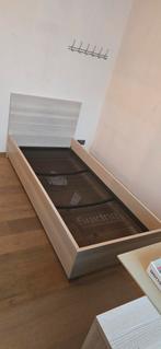 1 persoonsbed paar jaar oud, wegens aanschaf 2 persoonsbed, Huis en Inrichting, Slaapkamer | Bedden, Ophalen, Zo goed als nieuw
