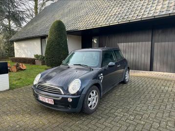 Mini One 1.6i Ulta 7seven 168.000km 2006 * Gekeurd * 