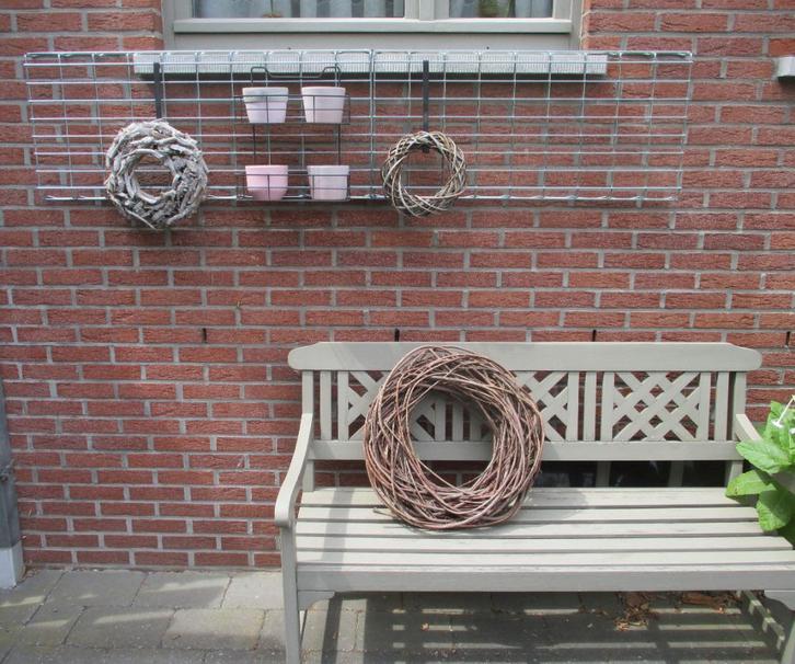 Groot metalen wandrek, Huis en Inrichting, Woonaccessoires | Wandplanken en Boekenplanken, Zo goed als nieuw, Ophalen