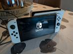 Nintendo Switch OLED + Nintendo Pro Controller, Games en Spelcomputers, Ophalen, Zo goed als nieuw