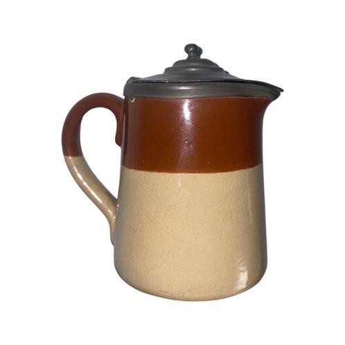 Petit pot à lait en faïence anglaise brun beige, Antiquités & Art, Antiquités | Céramique & Poterie, Enlèvement ou Envoi
