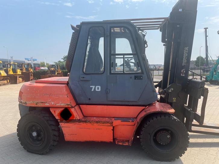 TOYOTA DIESEL HEFTRUCK 7 ton, Zakelijke goederen, Machines en Bouw | Heftrucks en Intern transport, Heftruck, Diesel, Ophalen