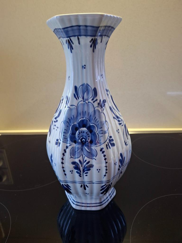 Vaas in Delfts blauw, Enlèvement