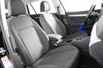 Volkswagen Golf VIII Variant Life *1ste eig*Navi*Park Ass*, Auto's, Stof, Zwart, 1365 kg, Bedrijf