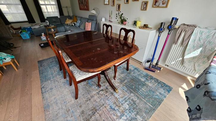 Eetkamertafel van gelakte mahonie — 8 stoelen, 2 verlengstuk, Huis en Inrichting, Tafels | Eettafels, Gebruikt, Ophalen