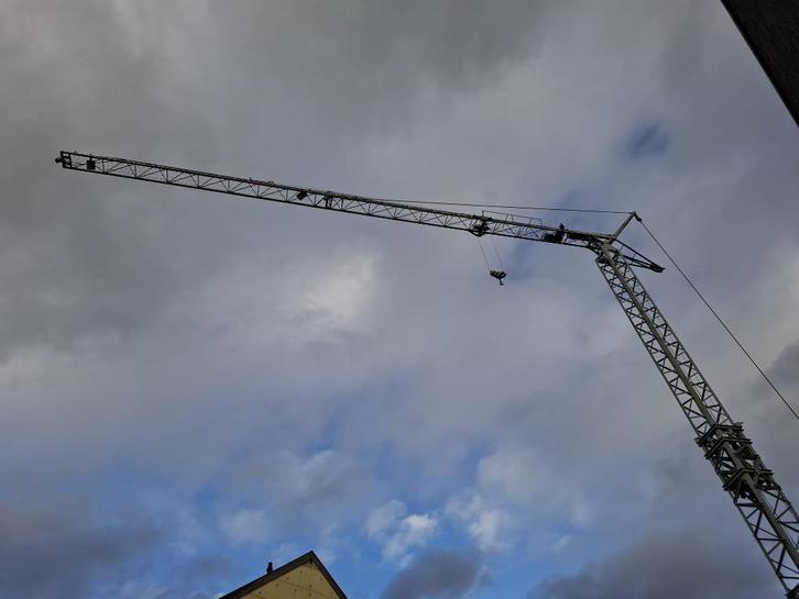 Bouwkraan, Zakelijke goederen, Machines en Bouw | Kranen en Graafmachines, Hijswerktuig, Ophalen of Verzenden