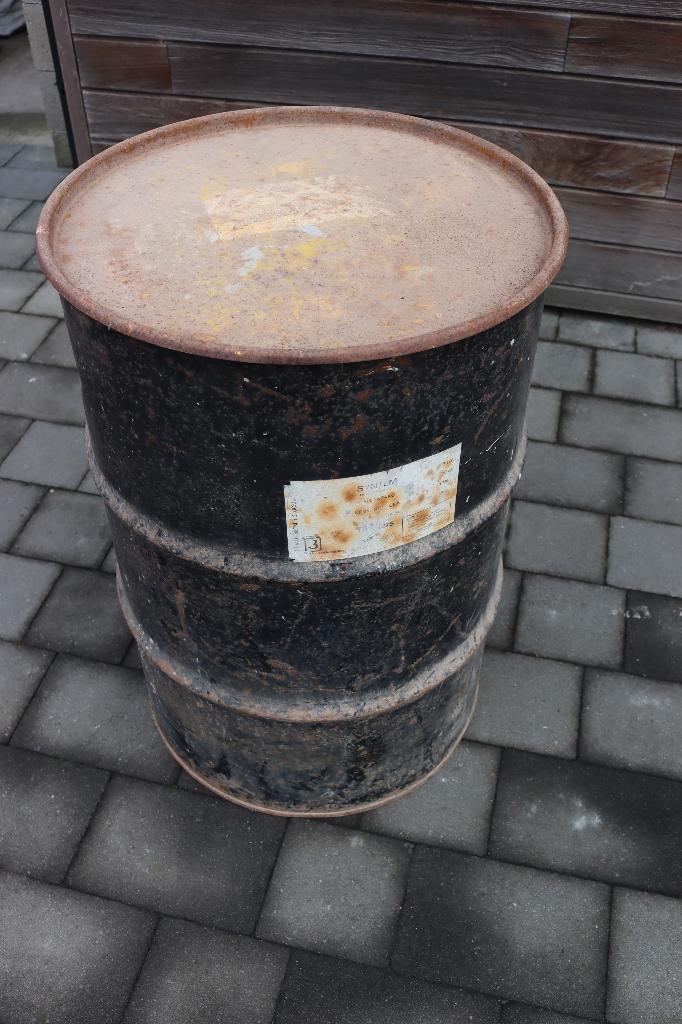 Olievat 200l, Hobby & Loisirs créatifs, Hobby & Loisirs Autre, Utilisé, Enlèvement