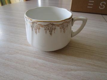 Tasse Maastricht, Enlèvement ou Envoi, Comme neuf, Céramique, Tasse(s) et/ou soucoupe(s)
