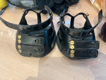 4 hoefschoenen scoot boot beschikbaar voor biedingen