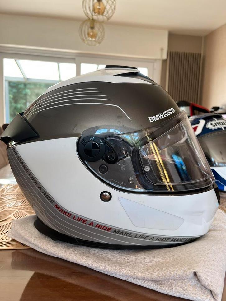 Casque de moto intégral Bmw, Motos, Vêtements | Casques de moto, Casque intégral, S, Autres marques, Seconde main, Enlèvement
