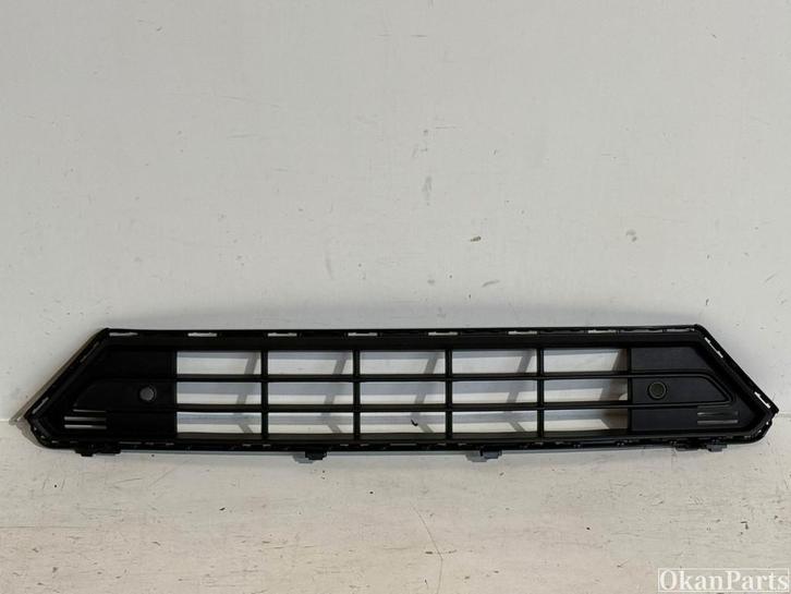 Volvo XC40 Facelift Onder Grille 32136098, Auto-onderdelen, Carrosserie, Voor, Gebruikt