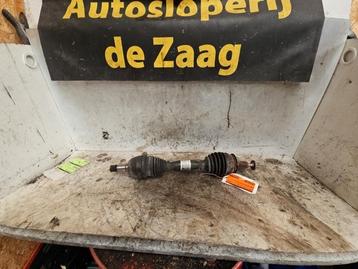 Aandrijfas links-voor van een Mercedes A-Klasse beschikbaar voor biedingen