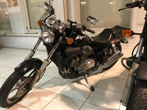BMW R45 en Honda super Magna met papieren !, Motoren, Motoren | BMW, Bedrijf, Chopper, Ophalen