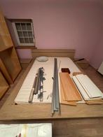 Chambre complète assortie bois – lit 140x200 + meubles, Enlèvement, Comme neuf