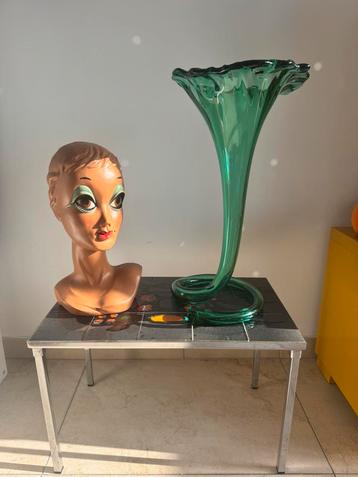 keramische tafel beschikbaar voor biedingen