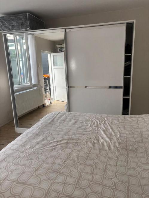 Slaapkamer kast bed, Huis en Inrichting, Kasten | Kleerkasten, Zo goed als nieuw, Ophalen