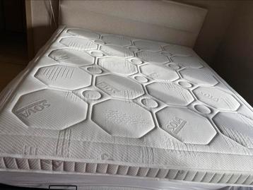 Topper latex 12 cm sova bedding 180x200 beschikbaar voor biedingen