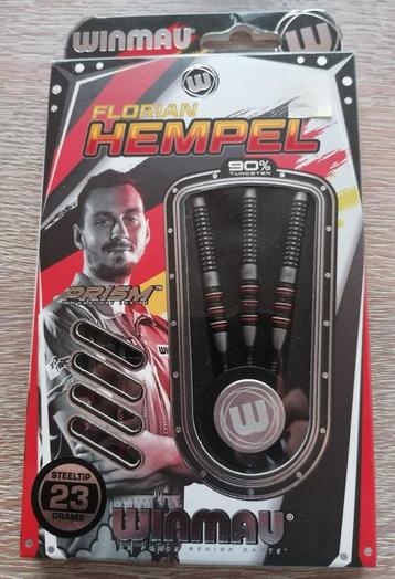 Winmau Florian Hempel 90% 23 gram & darthouder. beschikbaar voor biedingen