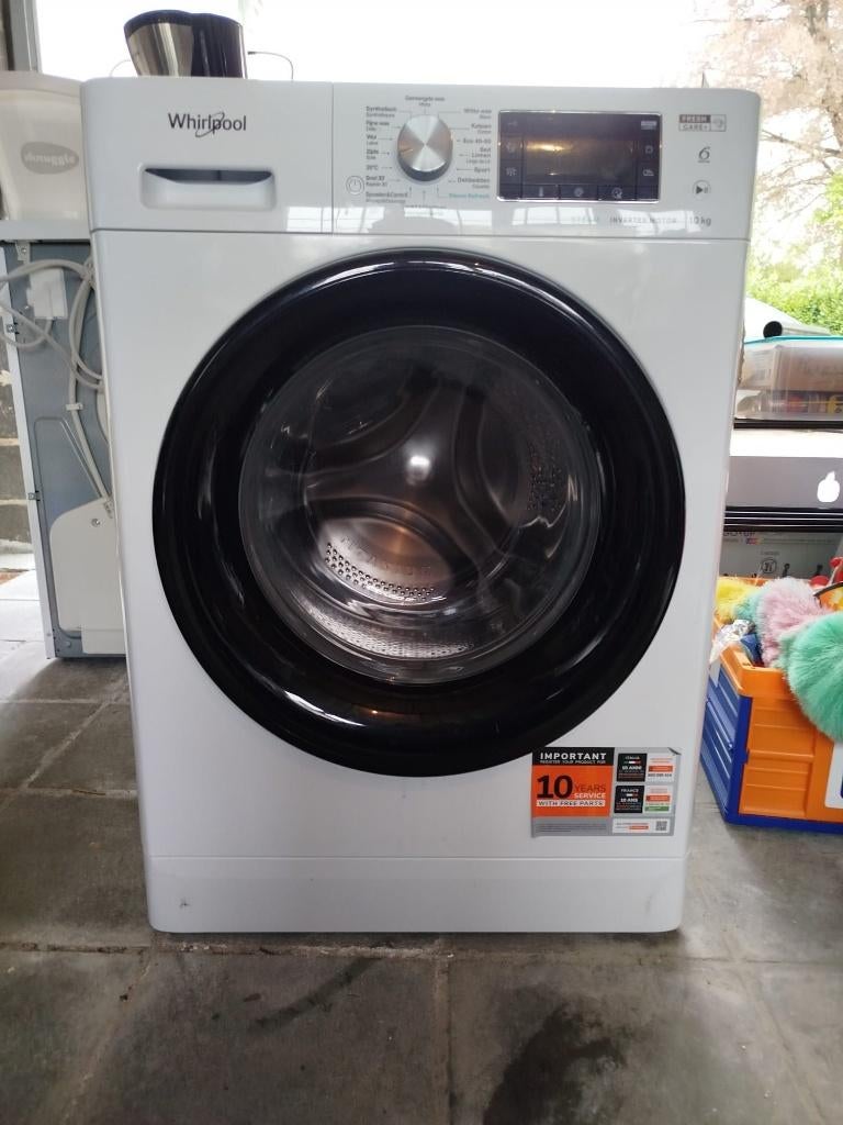 Lave linge - Whirpool - A - 10 kg, 1200 à 1600 tours, 85 à 90 cm, Comme neuf, Chargeur frontal