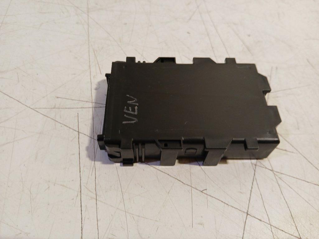 Gateway module Toyota Prius, Onderdelen@venauto.nl, Van der Ven Autorecycling B.V., Ettenseweg 76, 4706 PB Roosendaal, The Netherlands