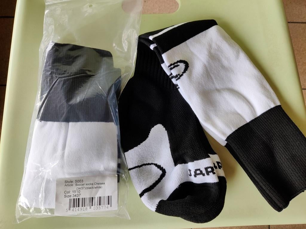 Voetbalkousen: nieuw Jartazi: 34-37 (3 paar), Sports & Fitness, Football, Enlèvement ou Envoi, Neuf, Autres types