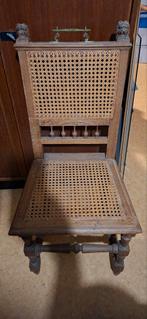 Eikenhouten stoel met rieten zitting., Enlèvement