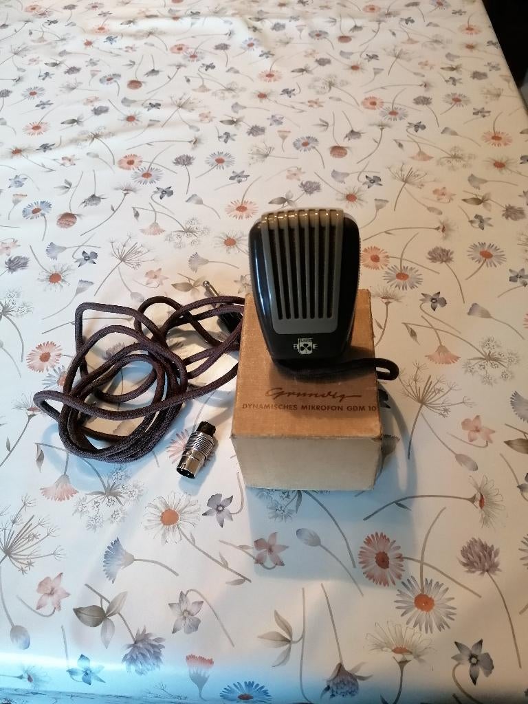 Grundig GDM10 en GDM5 microfoons, Ophalen of Verzenden, Gebruikt