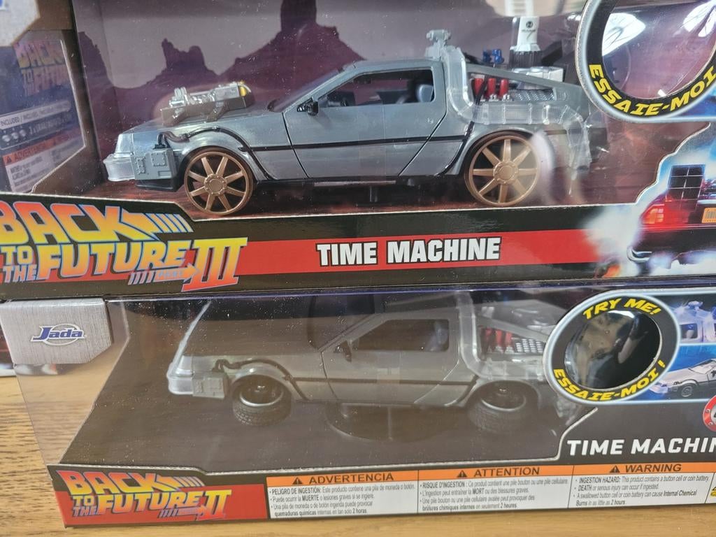 Film autos back to future en nog well andere van 1/24, Hobby en Vrije tijd, Modelauto's | 1:24, Ophalen of Verzenden