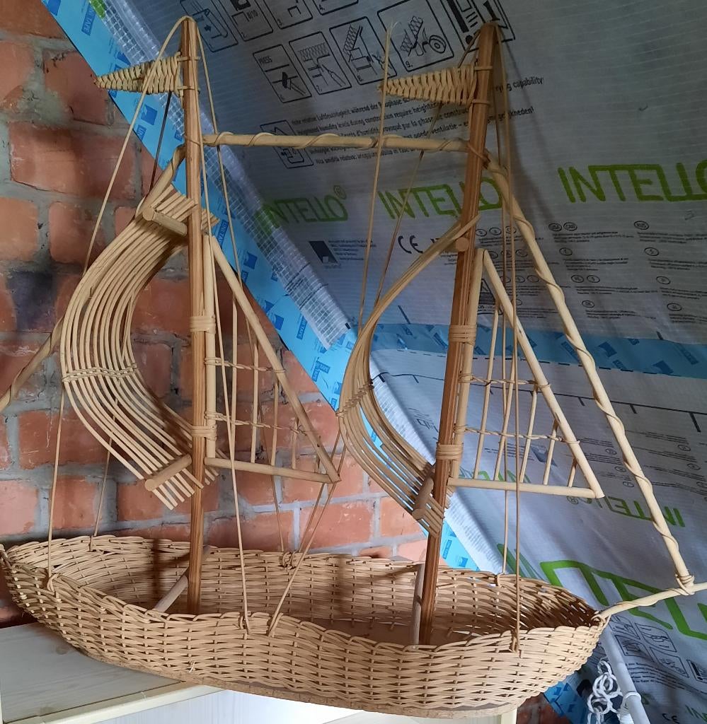 presenteermanden : molen , zeilboot, locomotief, fiets,..., Enlèvement, Comme neuf