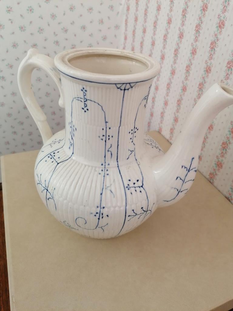 Cafetière keralux Boch frère la Louvière, Antiquités & Art, Antiquités | Céramique & Poterie, Enlèvement