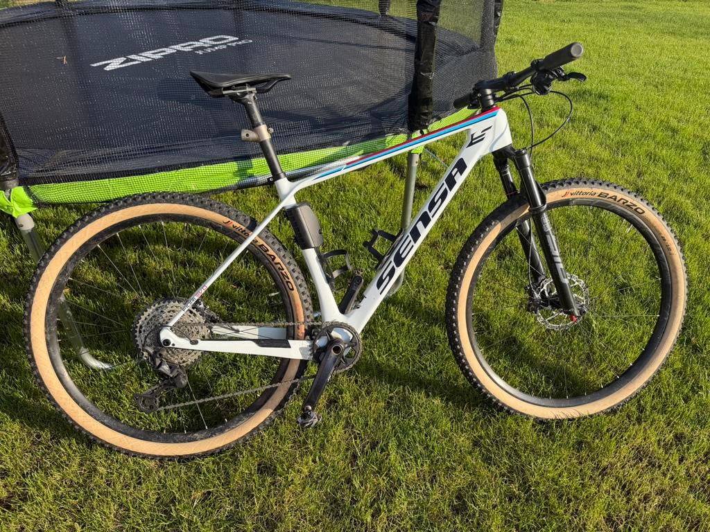 Sensa Carbon Mountainbike – Shimano Deore XT – Topstaat – 29, Vélos & Vélomoteurs, Vélos | VTT & Mountainbikes, Enlèvement, Comme neuf