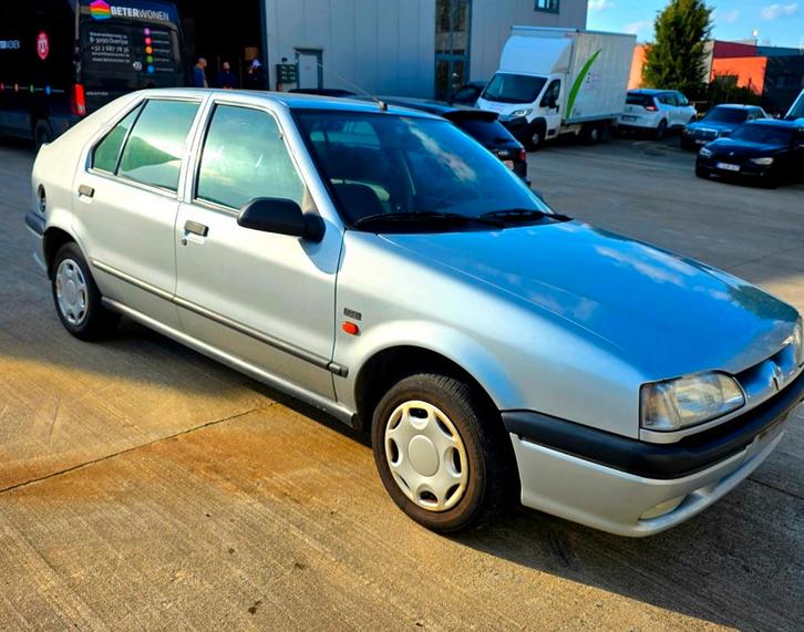 Renault 19 storia 1.4 essence, Autos, Renault, Particulier, Essence, Enlèvement