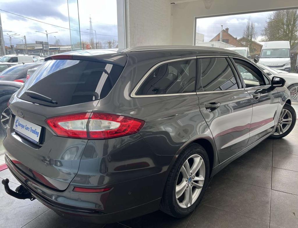 Ford Mondeo TITANIUM 2.0 TDCI TOIT PANO BOITE AUTO GAR 12M, Auto's, Ford, Automaat, Stof, Gebruikt, Mondeo