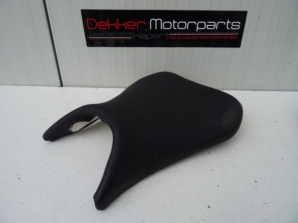 Voorste Zadel / Bestuurders zit Yamaha YZF R6 1999-2000-2001, Motos, Pièces | Yamaha, -, Utilisé, -, -