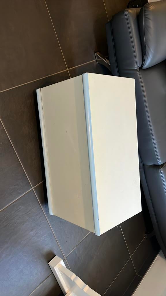 Stevige houten speelgoedkoffer, 25 à 50 cm, Avec abattant(s), Enlèvement, Utilisé