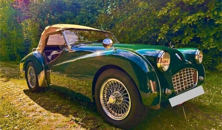 Triumph TR3, Autos, Oldtimers & Ancêtres, Particulier, Triumph, Essence, Cabriolet, 2 portes, Boîte manuelle, Vert, Beige, Cuir