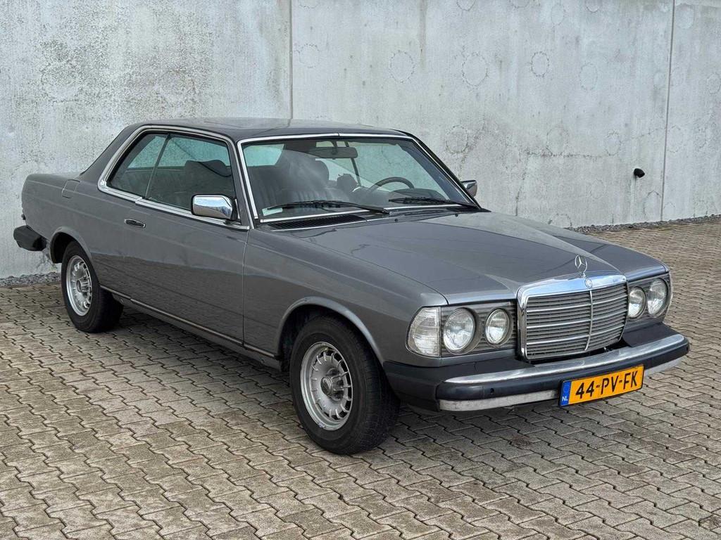 1983 Mercedes-Benz 300 CD Personenauto, Auto's, Automaat, Gebruikt, Overige modellen, Cabriolet