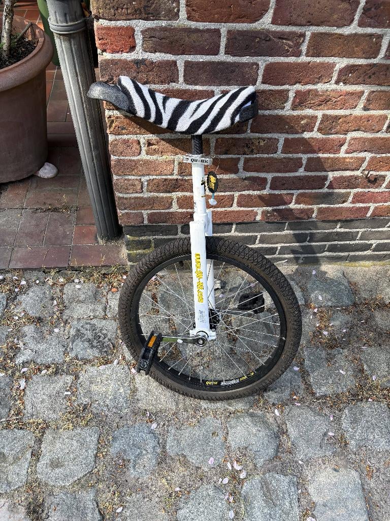 eenwieler QU AX, Enlèvement, Comme neuf