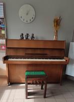 Petrof piano P114 Klasik, Muziek en Instrumenten, Ophalen, Piano