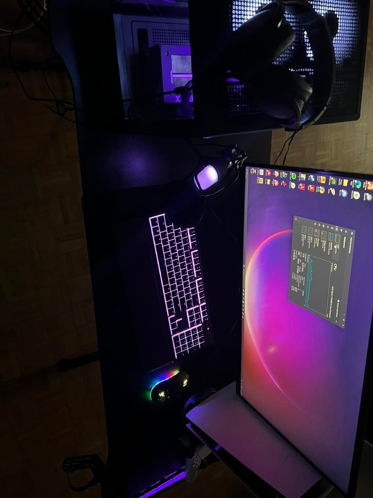 High-End Gaming PC RTX 5070 Ryzen 5 9600X 32GB RAM 1TB SSD, Computers en Software, Desktop Pc's, Ophalen of Verzenden, Zo goed als nieuw