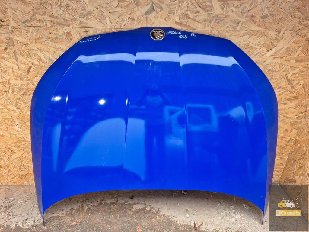 Capot de moto Skoda Scala, Infoline@skoda-auto.cz, Tr. Vaclava Klementa 869
293 01  Mlada Boleslav, CZ, Utilisé, Skoda