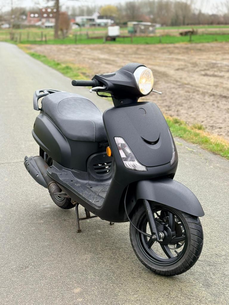 SYM, Fietsen en Brommers, Ophalen, Zo goed als nieuw