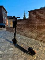Ninebot Max G30 (Gloednieuw)!, Fietsen en Brommers, Steps, Ophalen, Zo goed als nieuw, Elektrische step (E-scooter)