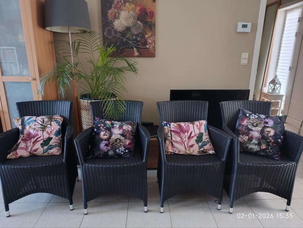 Set van 4 Zwarte wicker tuinstoelen
 - Stalen frame, Tuin en Terras, Tuinstoelen, Ophalen, Wicker