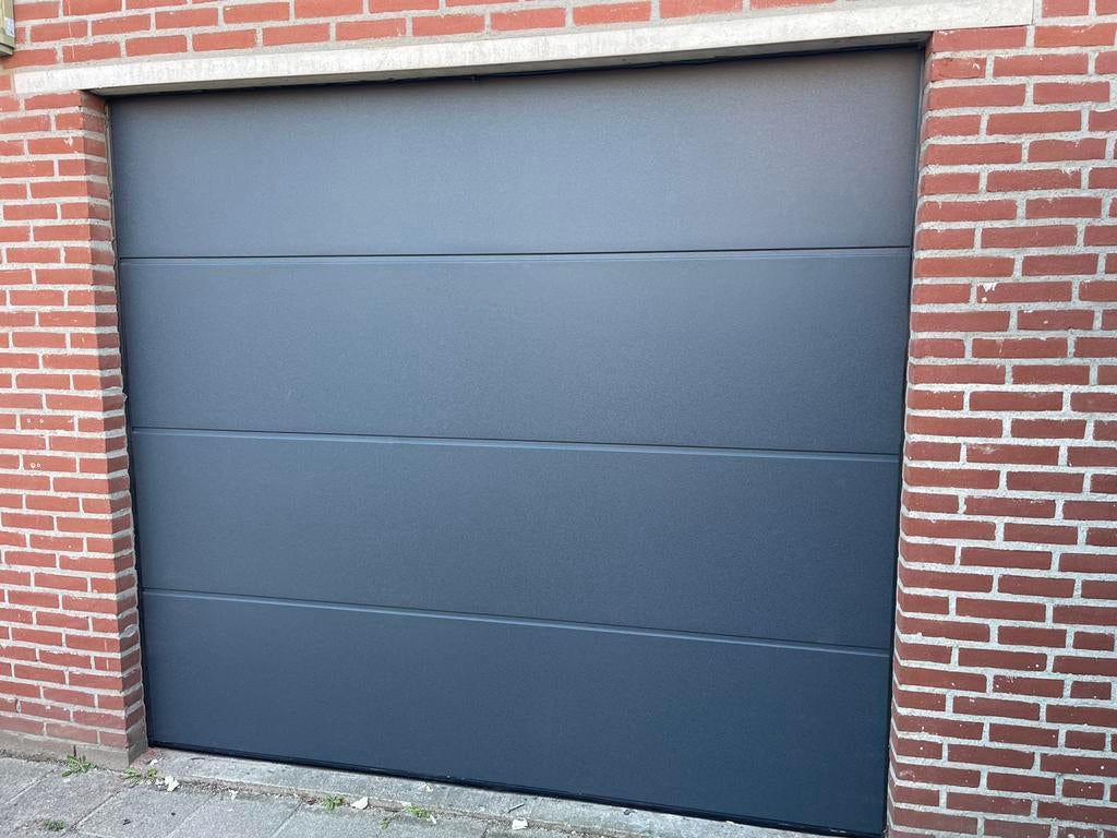 Elektrische sectionaalpoort incl. plaatsing – €1550 all-in, Ophalen