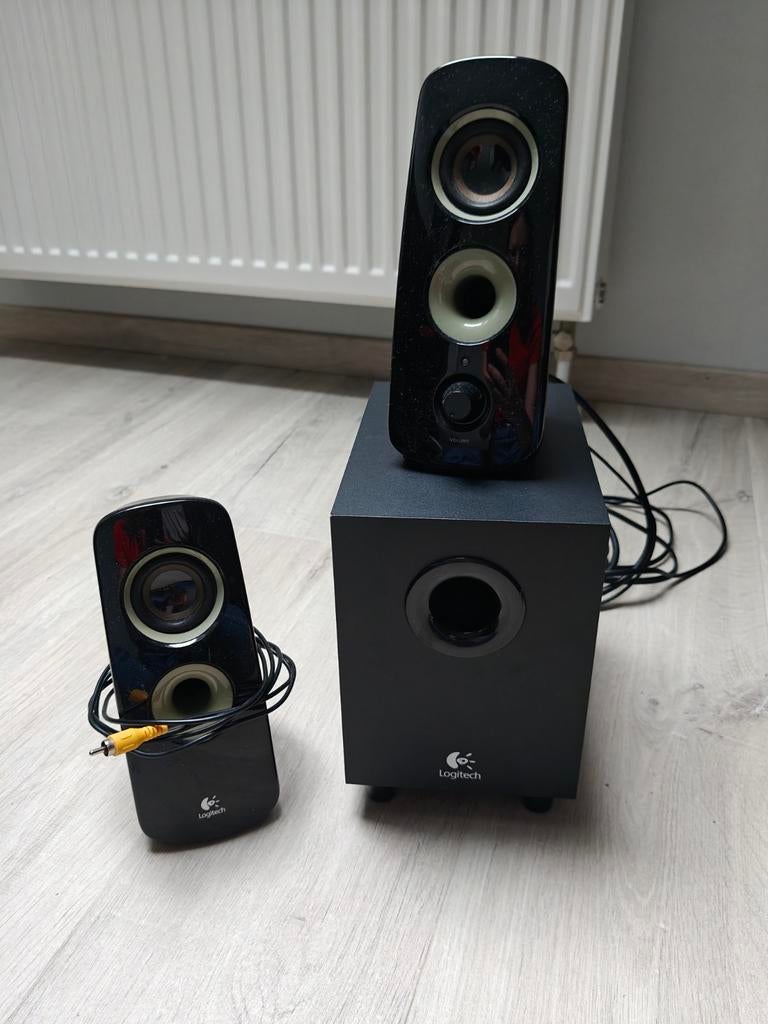 Speakers logitech, Computers en Software, Pc speakers, Ophalen of Verzenden, Zo goed als nieuw, Audiokanaal 2.1, Logitech