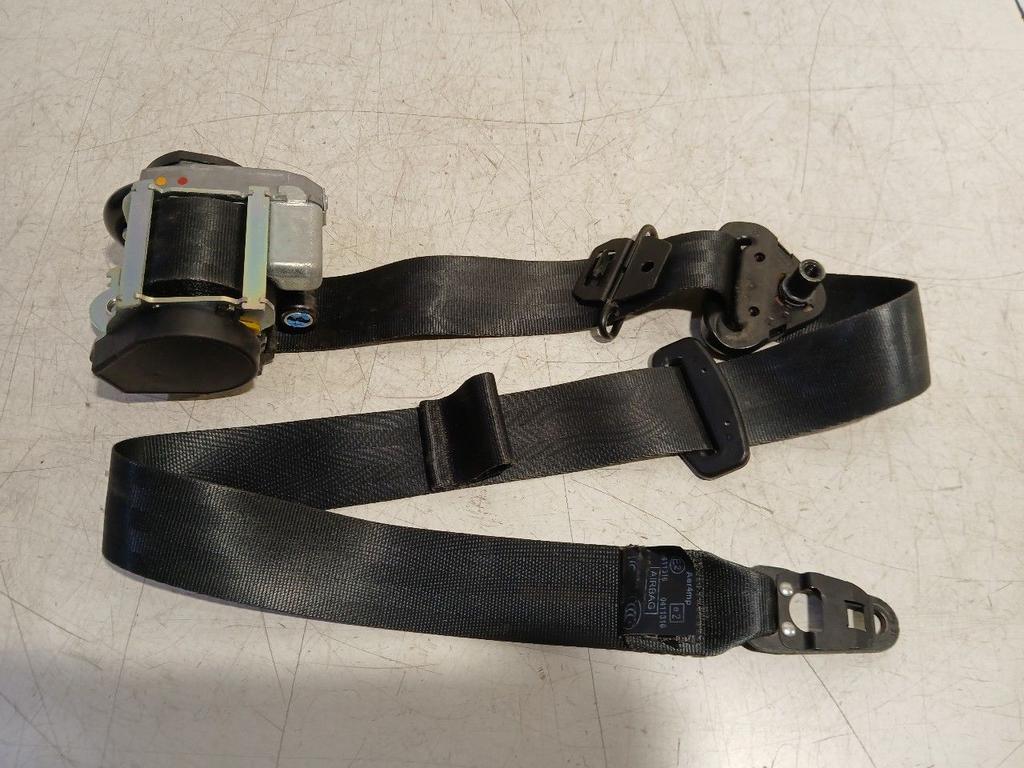 Veiligheidsgordel links voor Renault Clio, Auto-onderdelen, Onderdelen@venauto.nl, Van der Ven Autorecycling B.V., Gebruikt, Ettenseweg 76, 4706 PB Roosendaal, The Netherlands