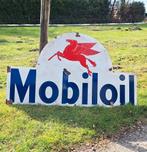 Origineel emaille bord van Mobiloil met het Pegasus logo., Enlèvement, Utilisé, Panneau publicitaire