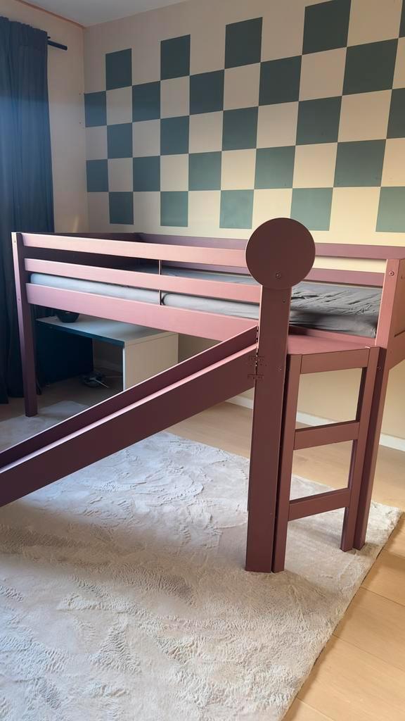 Ikea Kinderbed / hoogslaper met ladder en glijbaan, Kinderen en Baby's, Kinderkamer | Bedden, Zo goed als nieuw, 180 cm of meer