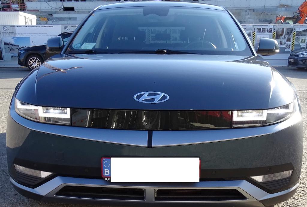 Hyundai IONIQ 5 Creative garantie prête pour immatriculation, Autos, Achat, Noir, Automatique, 1600 kg